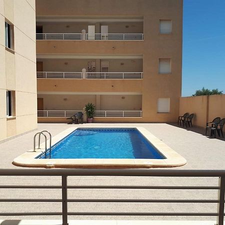 Apartamento 9 De Octubre Los Montesinos Dış mekan fotoğraf
