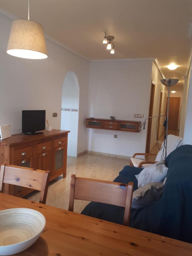 Apartamento 9 De Octubre Los Montesinos Dış mekan fotoğraf