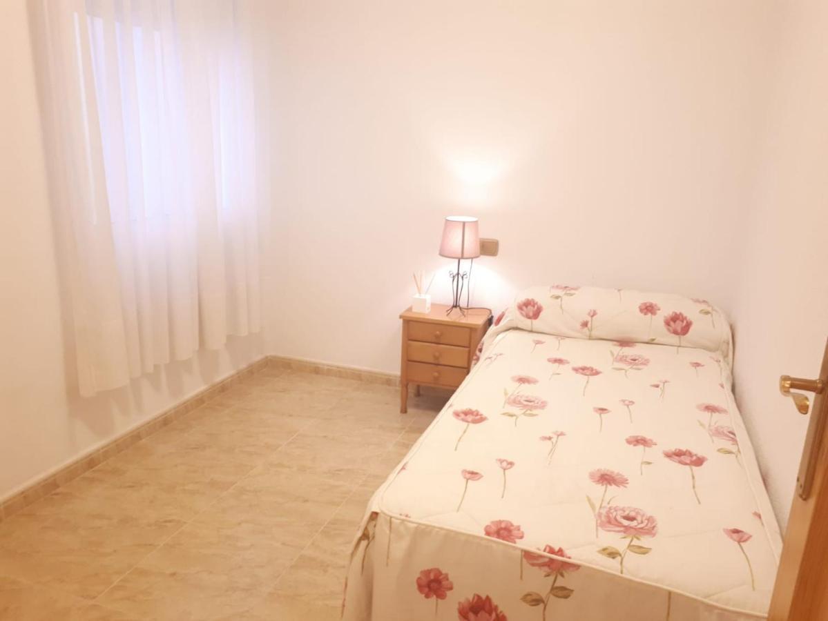 Apartamento 9 De Octubre Los Montesinos Dış mekan fotoğraf