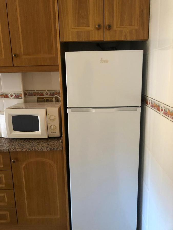 Apartamento 9 De Octubre Los Montesinos Oda fotoğraf